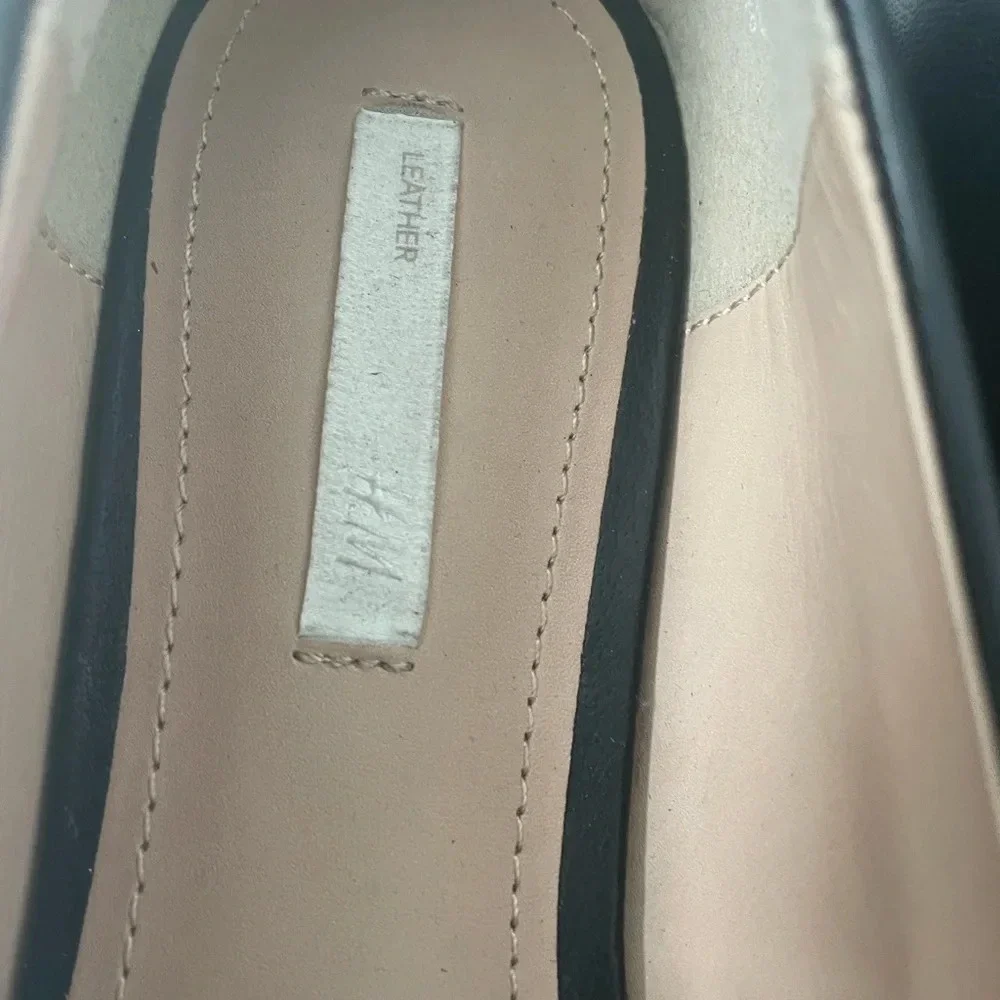 H&M Leather Black Metal Metal Ring Flats Size 7